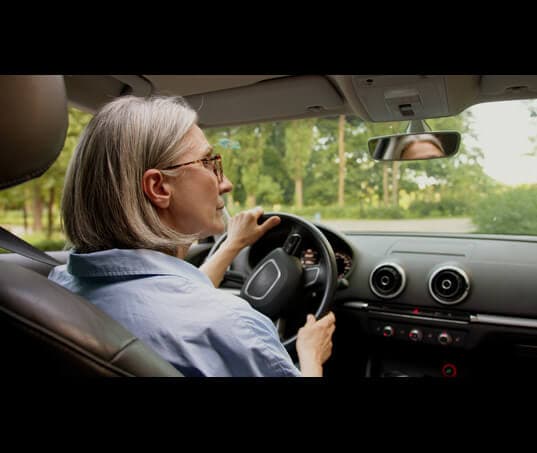 Por que a direção hidráulica é a preferência de muitos motoristas?