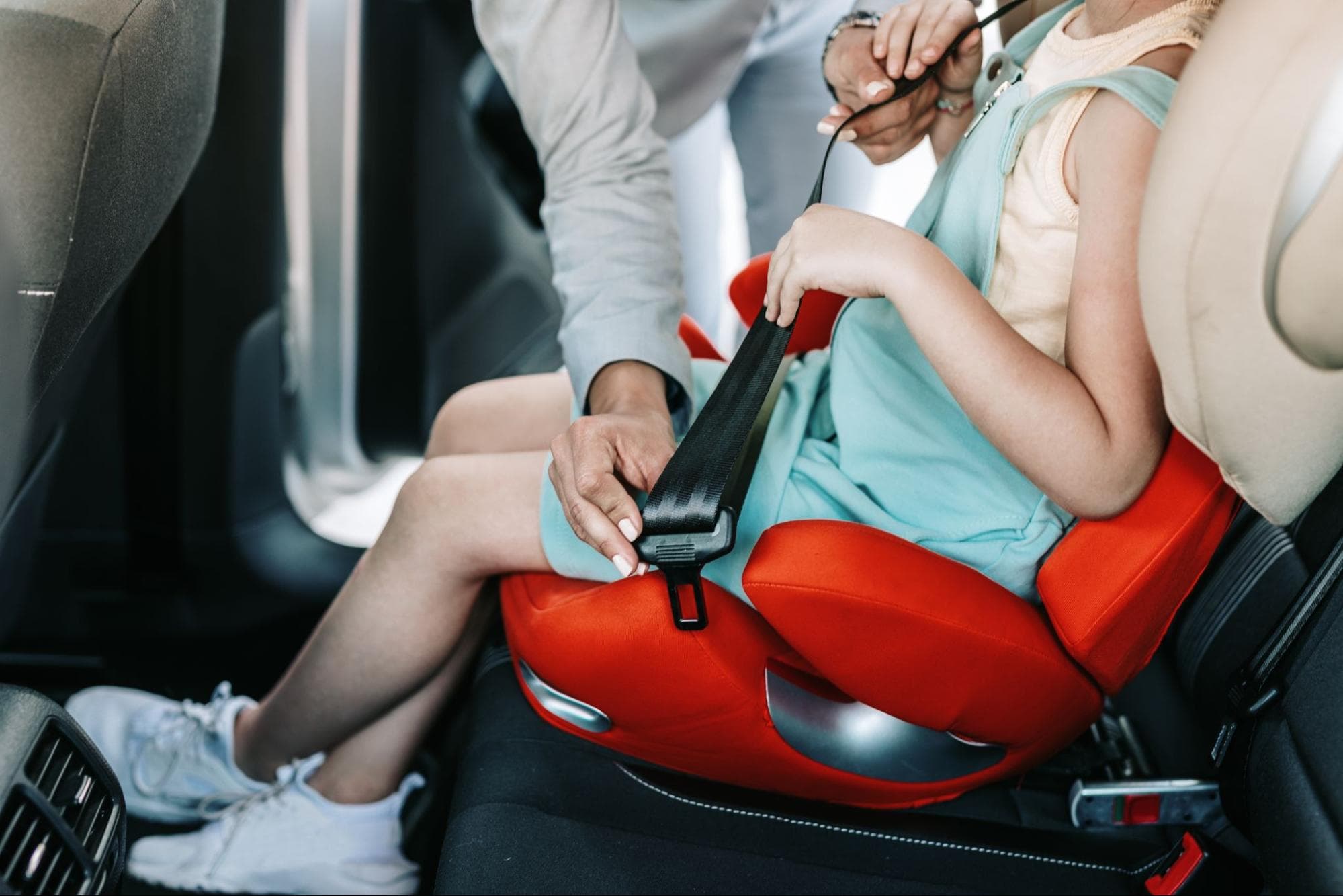 Tabela de idade para cadeirinha no carro: o que diz a lei?